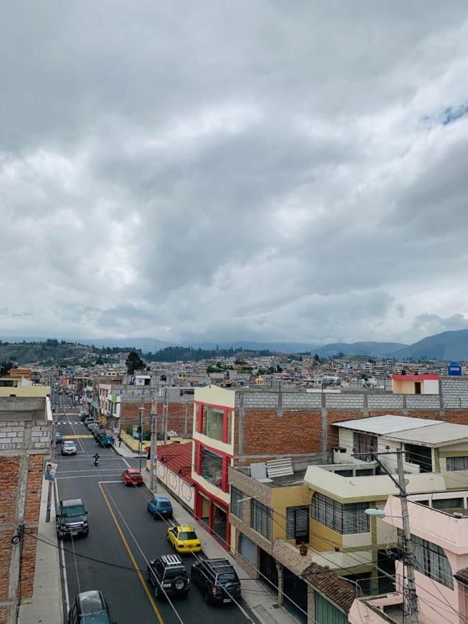 Hostal Rosita Latacunga Exterior foto