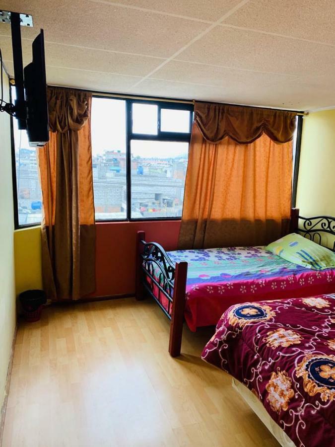 Hostal Rosita Latacunga Exterior foto
