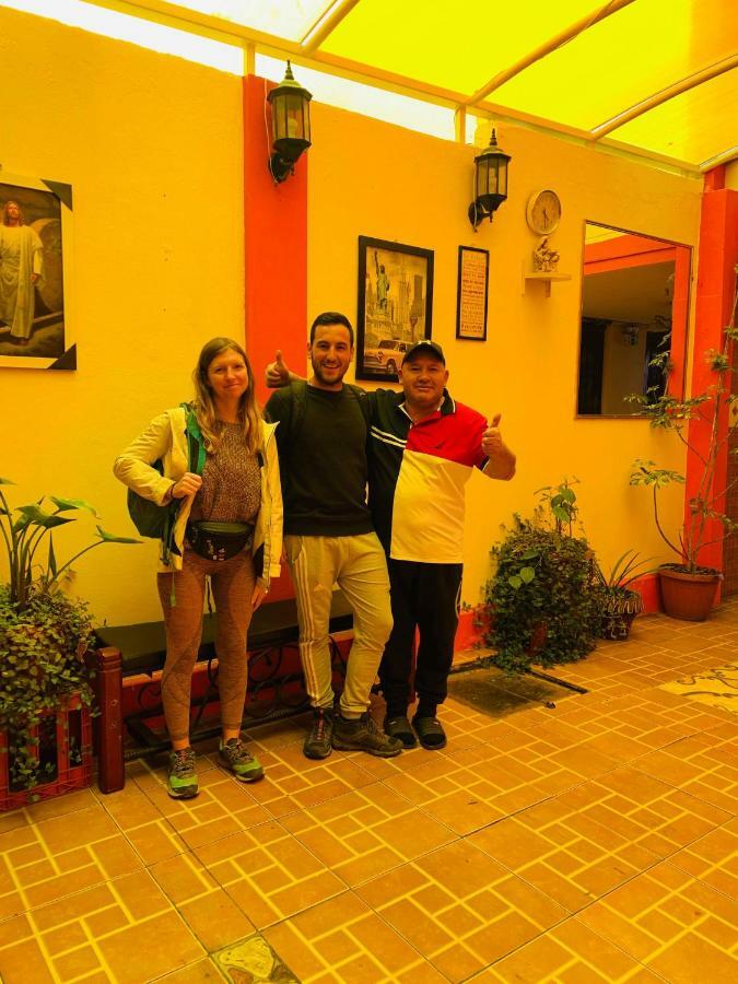 Hostal Rosita Latacunga Exterior foto